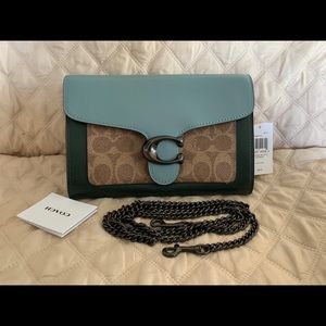 Coach TABBY CHAIN CLUTCH IN COLORBLOCK SIGNATURE CANVAS (COACH 86094)